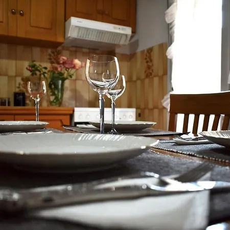 κεντρικό και ευρύχωρο οροφοδιαμέρισμα Daire Kesriye