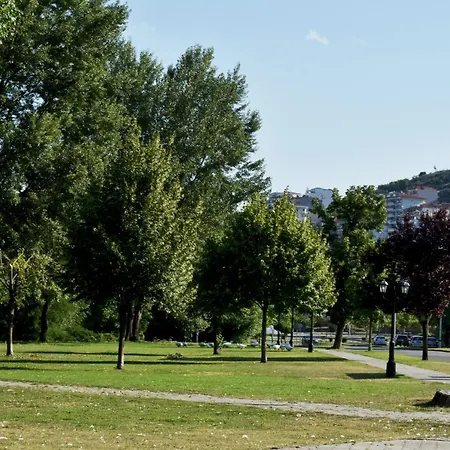 κεντρικό και ευρύχωρο οροφοδιαμέρισμα *