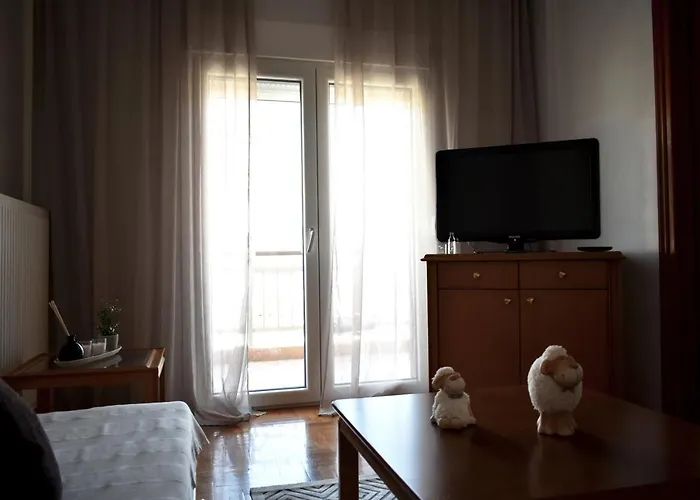 κεντρικό και ευρύχωρο οροφοδιαμέρισμα Apartmán *