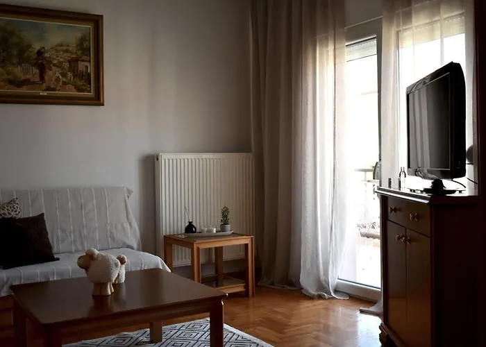 κεντρικό και ευρύχωρο οροφοδιαμέρισμα Apartmán