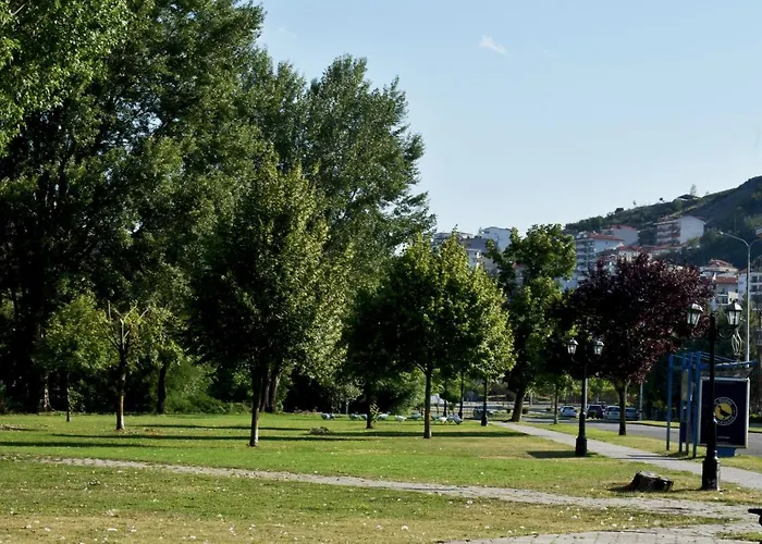 κεντρικό και ευρύχωρο οροφοδιαμέρισμα *